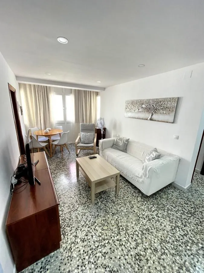 Family Home By Cadiz Time 公寓
