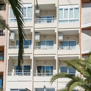 Vista Alegre , Puerto de Alcúdia España