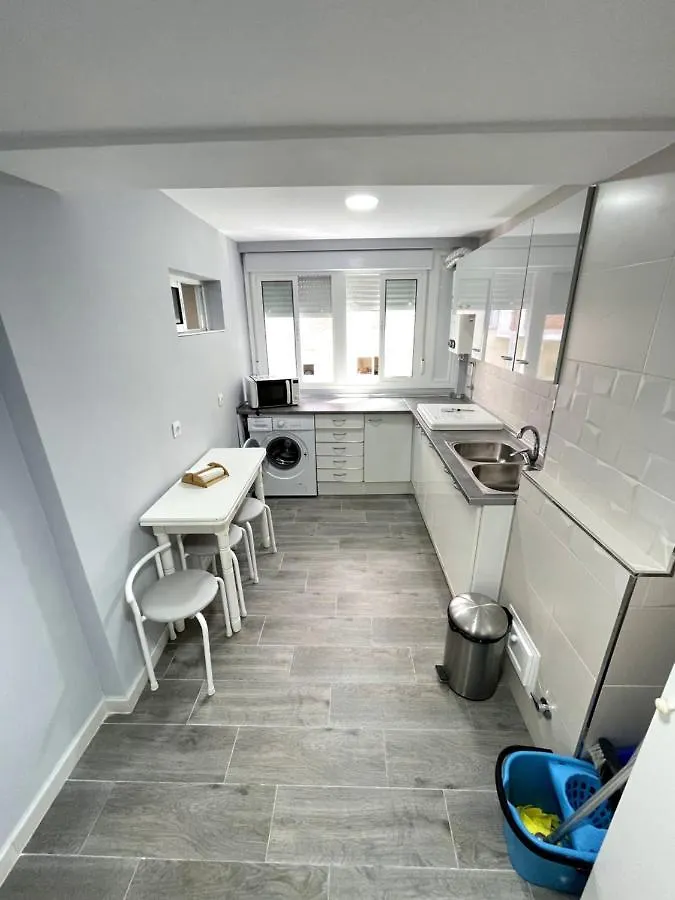 Family Home By Cadiz Time 0*,